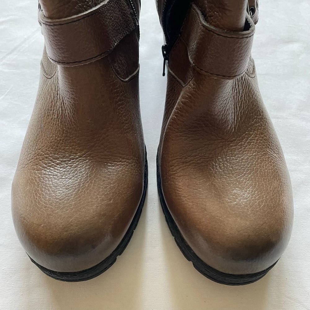 NEW Women's B.O.C. Josephine Brown Leather Boots size 11 - Picture 8 of 9